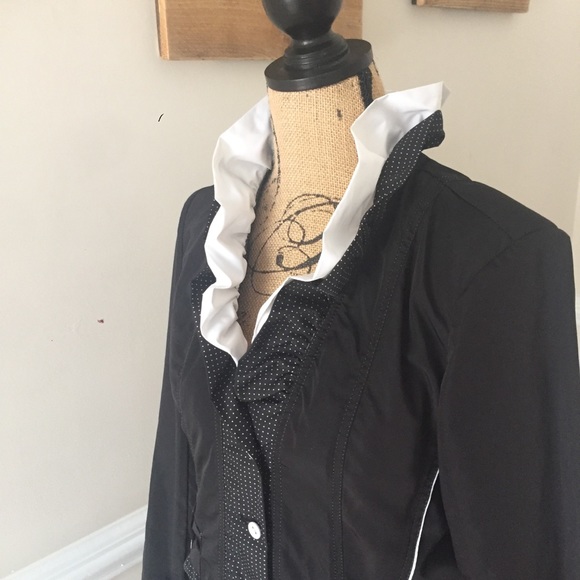 Alison Sheri Lightweight Jacket - Picture 2 of 5